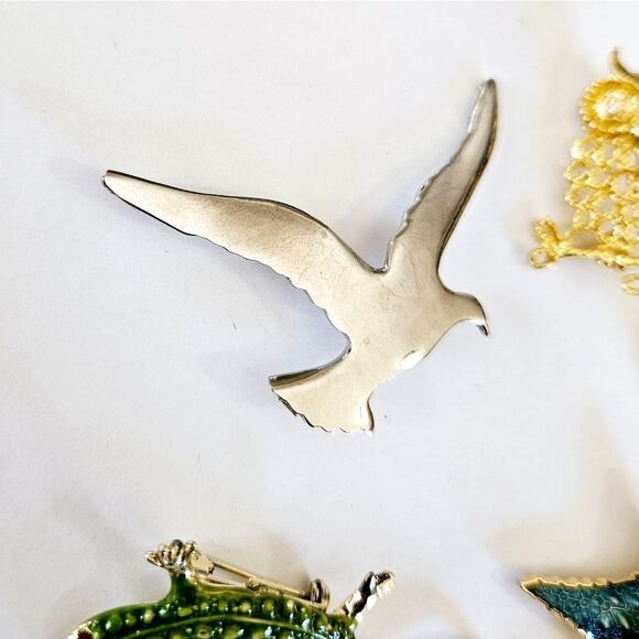 Vintage Lot of Five Figural Brooch Pins Owl Puffer Fish Starfish Seagull Lizard - Picture 3 of 8